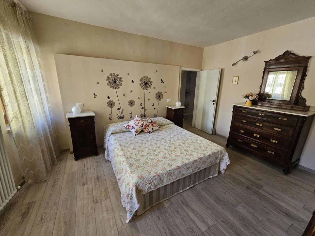 Il Nido Dei Priori Apartment Volterra Luaran gambar